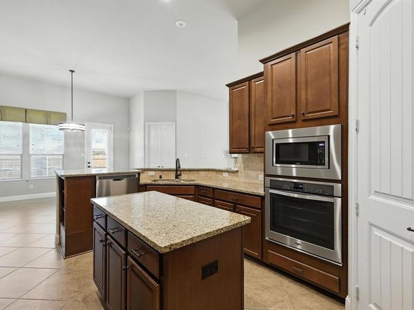 632  Shadow Glen Lane , Keller Texas 76248