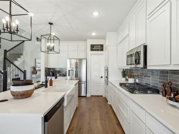 728  Stone Eagle  , Azle Texas 76020