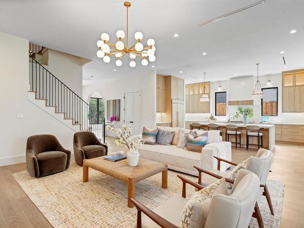 6211  Llano Avenue , Dallas Texas 75214