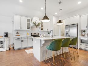 556  Inwood Street , Benbrook Texas 76126