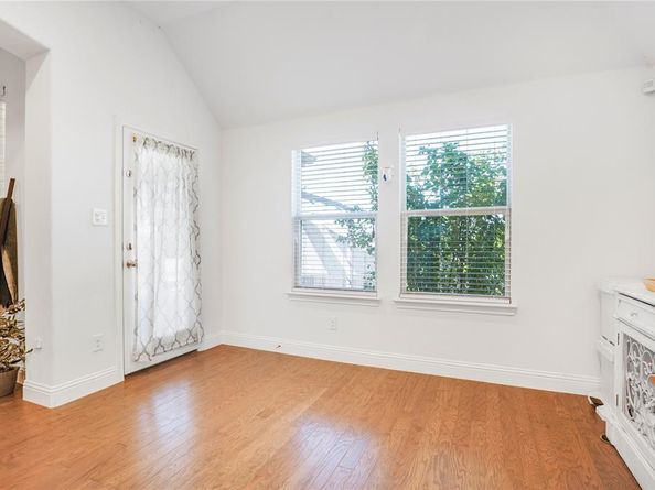 556  Inwood Street , Benbrook Texas 76126