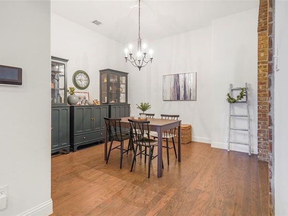 556  Inwood Street , Benbrook Texas 76126