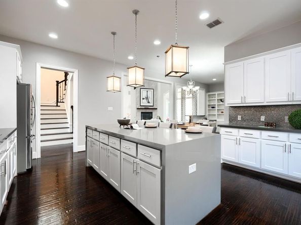 1208  Damsel Caitlyn Drive , Lewisville Texas 75056
