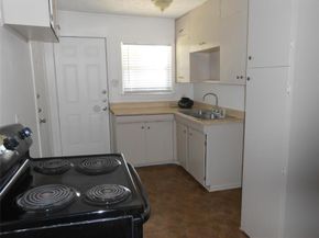 445  Alice Street , Arlington Texas 76010