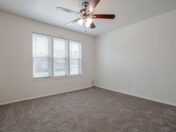 2031  Embassy Way , Carrollton Texas 75006