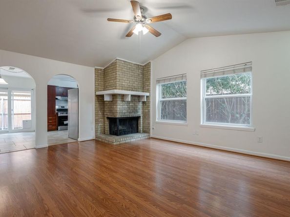 2031  Embassy Way , Carrollton Texas 75006