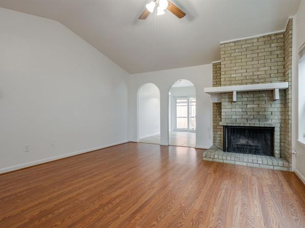 2031  Embassy Way , Carrollton Texas 75006