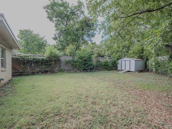 2704  Cordone Street , Fort Worth Texas 76133