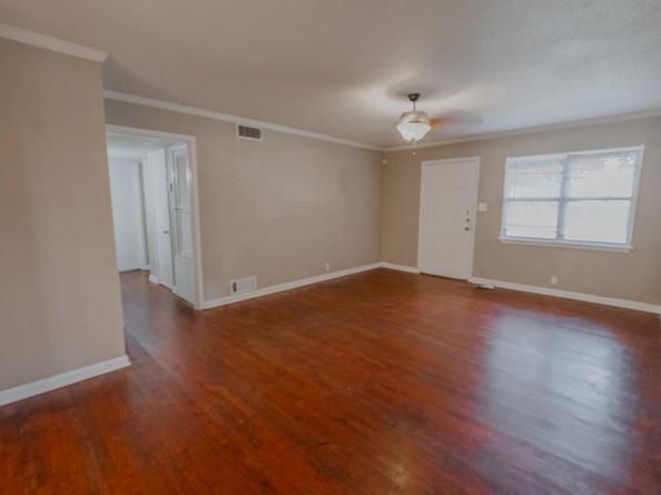 2704  Cordone Street , Fort Worth Texas 76133