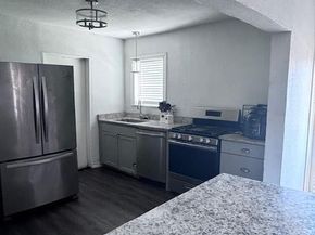 500 NW 15th Street , Fort Worth Texas 76164