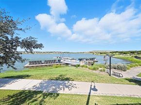 4302  Meadow Hawk Drive , Arlington Texas 76005