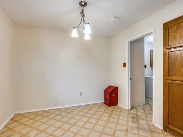 6405  Pilgrim Lane , Arlington Texas 76002