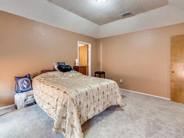6405  Pilgrim Lane , Arlington Texas 76002