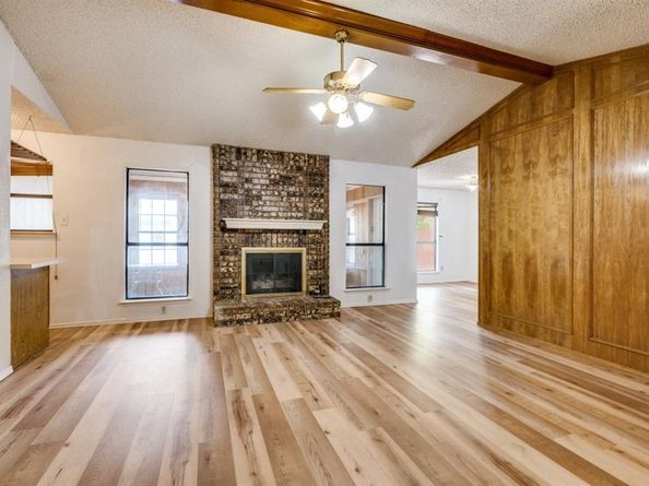6405  Pilgrim Lane , Arlington Texas 76002