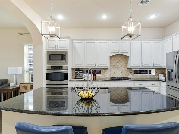 3021  Bans Crown Boulevard , Lewisville Texas 75056