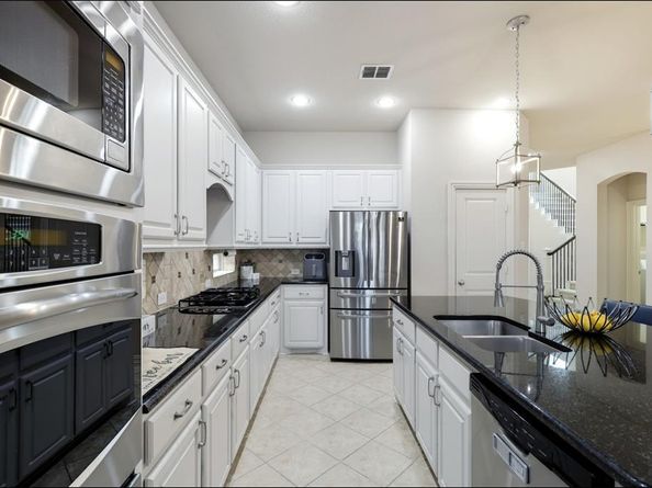 3021  Bans Crown Boulevard , Lewisville Texas 75056