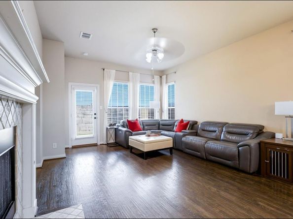 3021  Bans Crown Boulevard , Lewisville Texas 75056