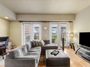 5055  Addison Circle  427, Addison Texas 75001