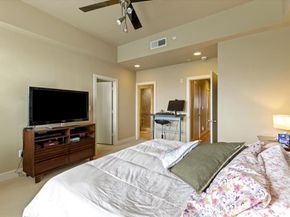5055  Addison Circle  427, Addison Texas 75001