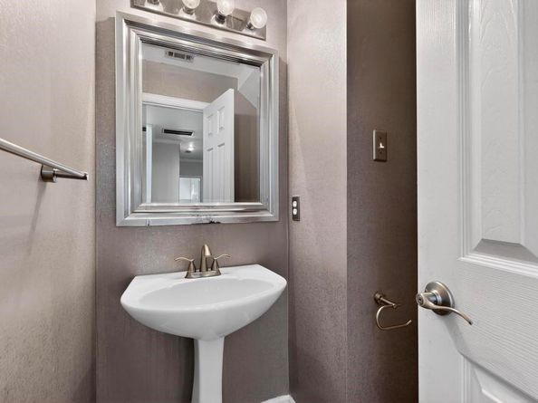 8437  Towneship Lane , Dallas Texas 75243