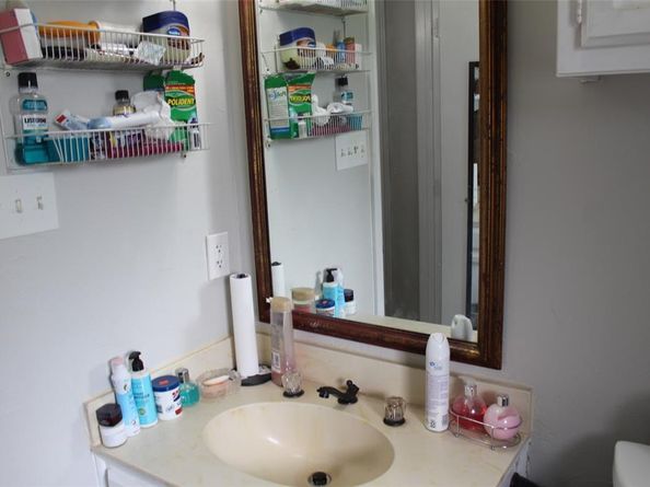 4021  Toledo Avenue , Fort Worth Texas 76133