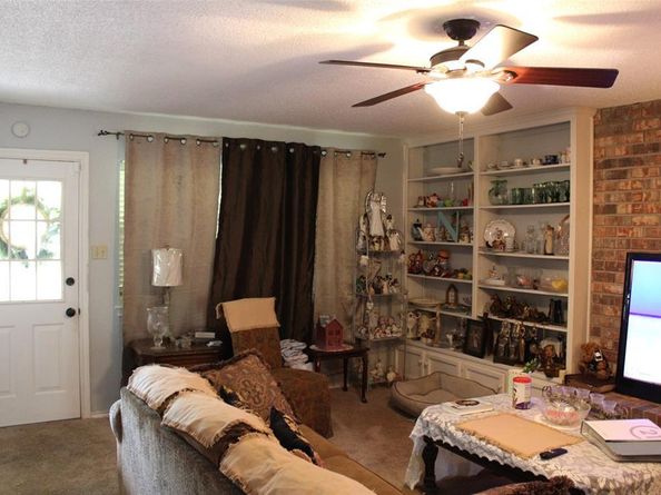 4021  Toledo Avenue , Fort Worth Texas 76133