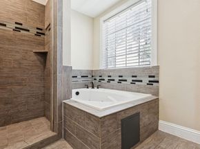 314  Hastings  , Irving Texas 75060