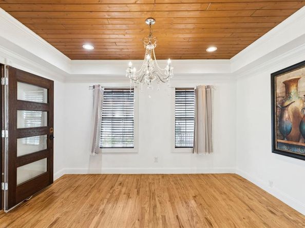 314  Hastings  , Irving Texas 75060