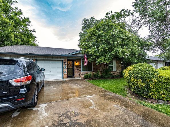 14520  Shoredale Lane , Farmers Branch Texas 75234
