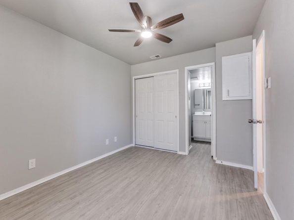 2240  Tarpley Road  44, Carrollton Texas 75006