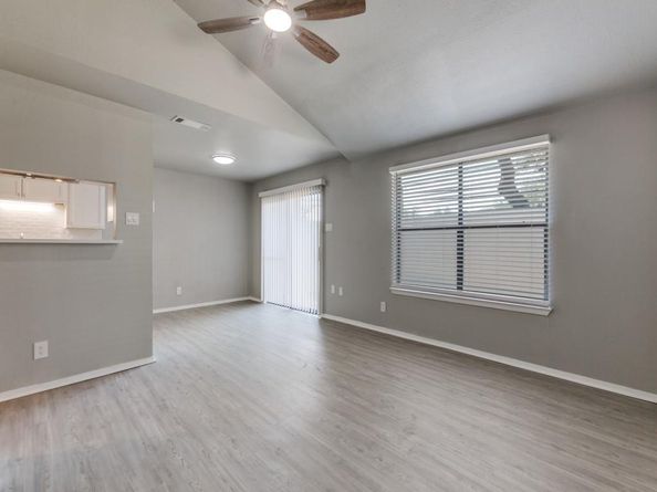 2240  Tarpley Road  44, Carrollton Texas 75006