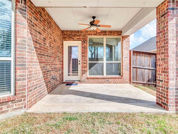 631  Kirby Drive , Argyle Texas 76226