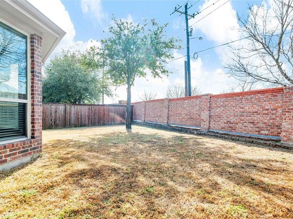 631  Kirby Drive , Argyle Texas 76226