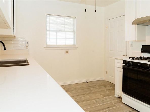 3512  Willing Avenue , Fort Worth Texas 76110