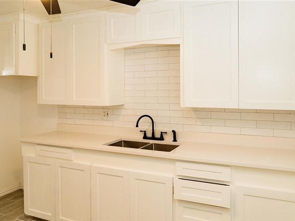 3512  Willing Avenue , Fort Worth Texas 76110
