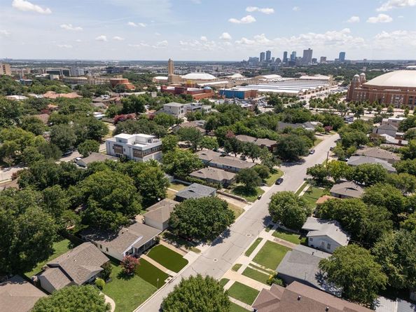 3716  Lafayette Avenue , Fort Worth Texas 76107