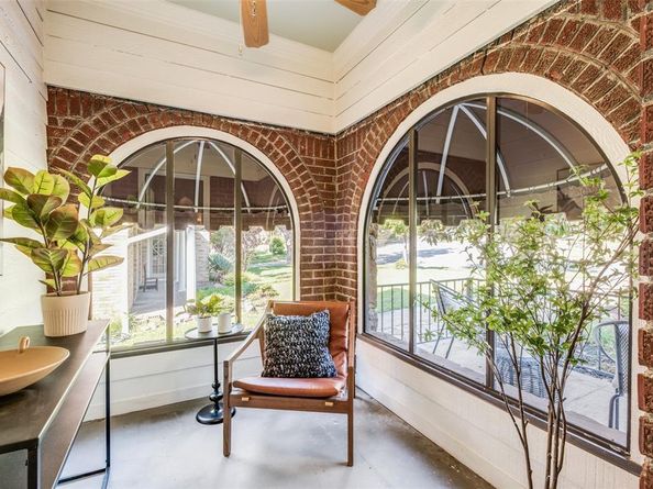 6804  Vivian Avenue , Dallas Texas 75223