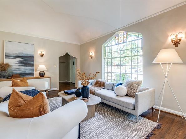 6804  Vivian Avenue , Dallas Texas 75223