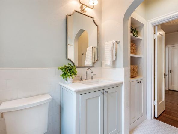 6804  Vivian Avenue , Dallas Texas 75223