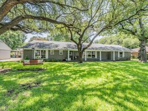 3008  Lavita Lane , Farmers Branch Texas 75234