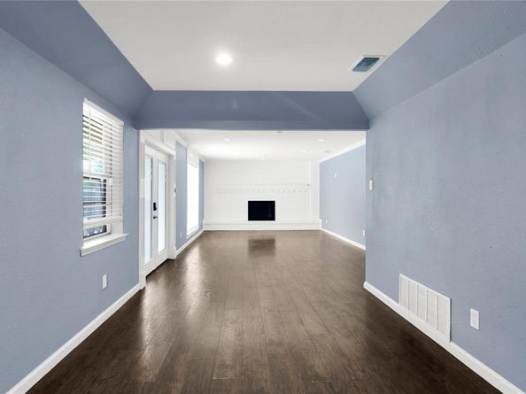 101  Connie Drive , DeSoto Texas 75115