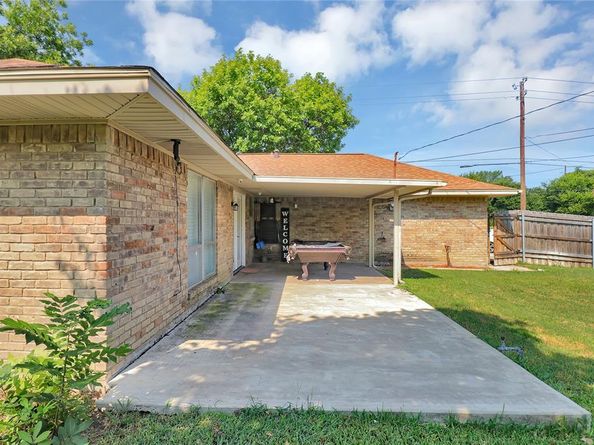 101  Connie Drive , DeSoto Texas 75115