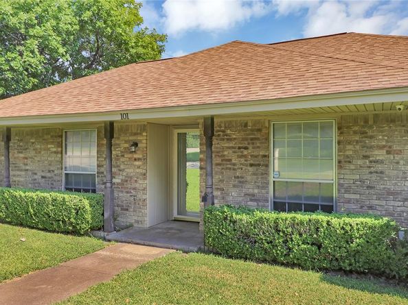 101  Connie Drive , DeSoto Texas 75115