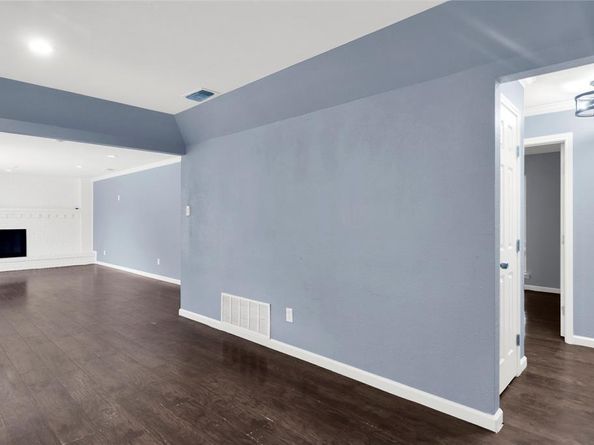 101  Connie Drive , DeSoto Texas 75115