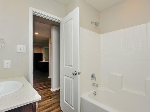 305  Anvil Drive , Fort Worth Texas 76052