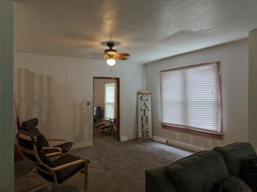 611  Wayne Street , Dallas Texas 75223