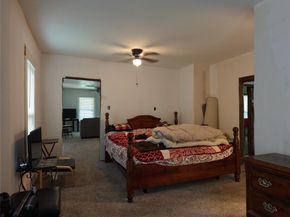 611  Wayne Street , Dallas Texas 75223