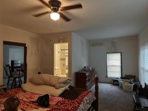 611  Wayne Street , Dallas Texas 75223