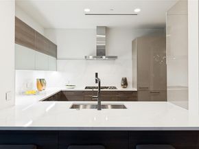 2025  Woodall Rodgers Freeway  23, Dallas Texas 75201
