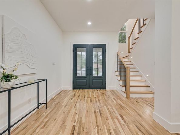 3530  Gibsondell Avenue , Dallas Texas 75211